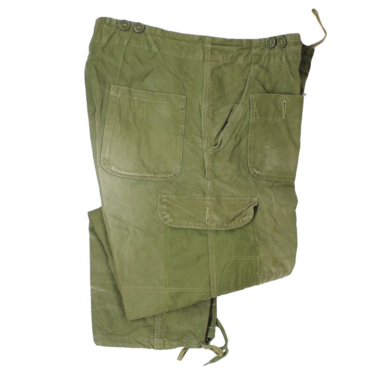 Military surplus on sale cargo pants