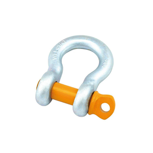 4.75T Bow Shackle by OZTRAIL